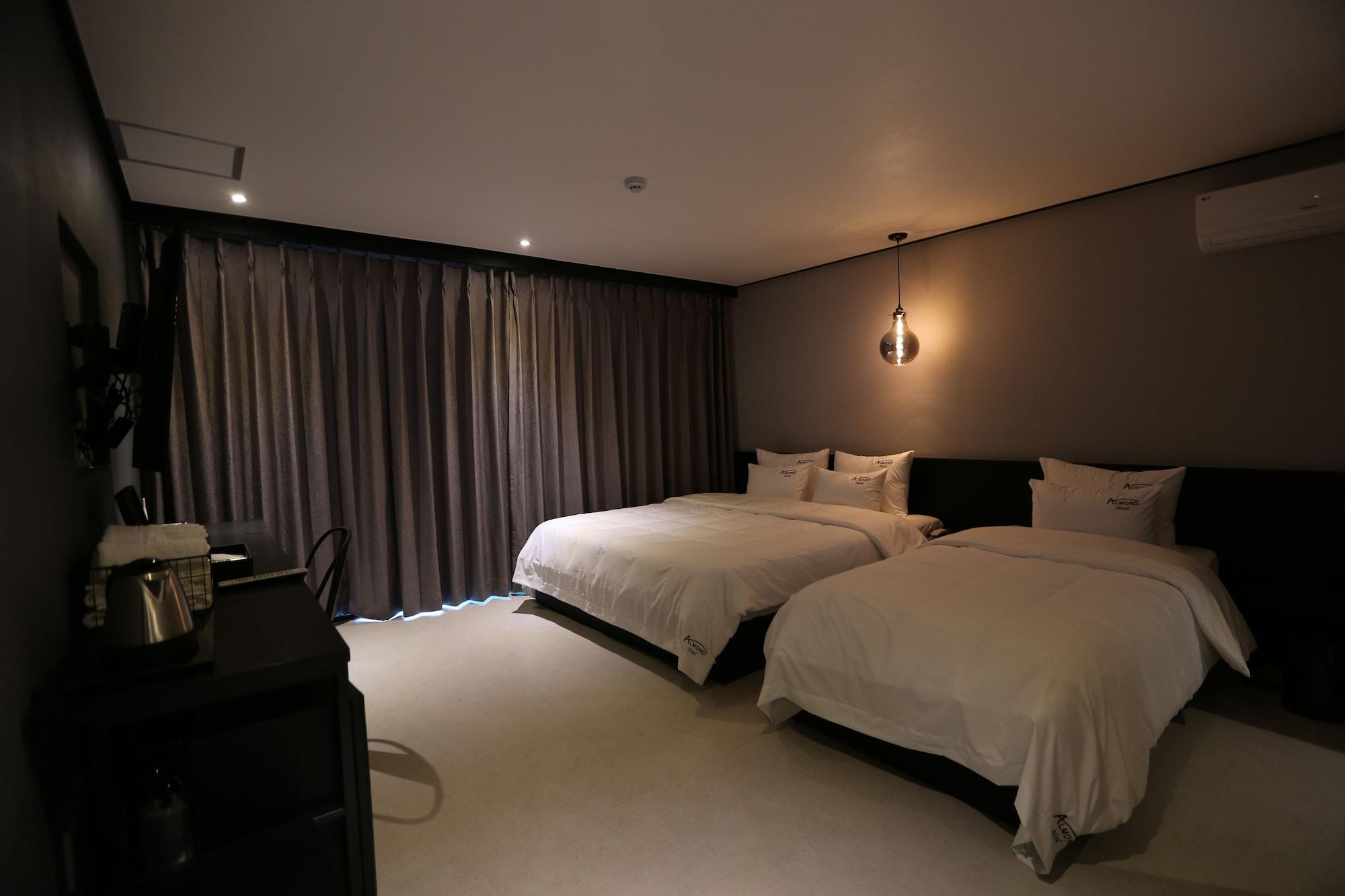Almond Hotel Gupo Station Busan Exterior photo